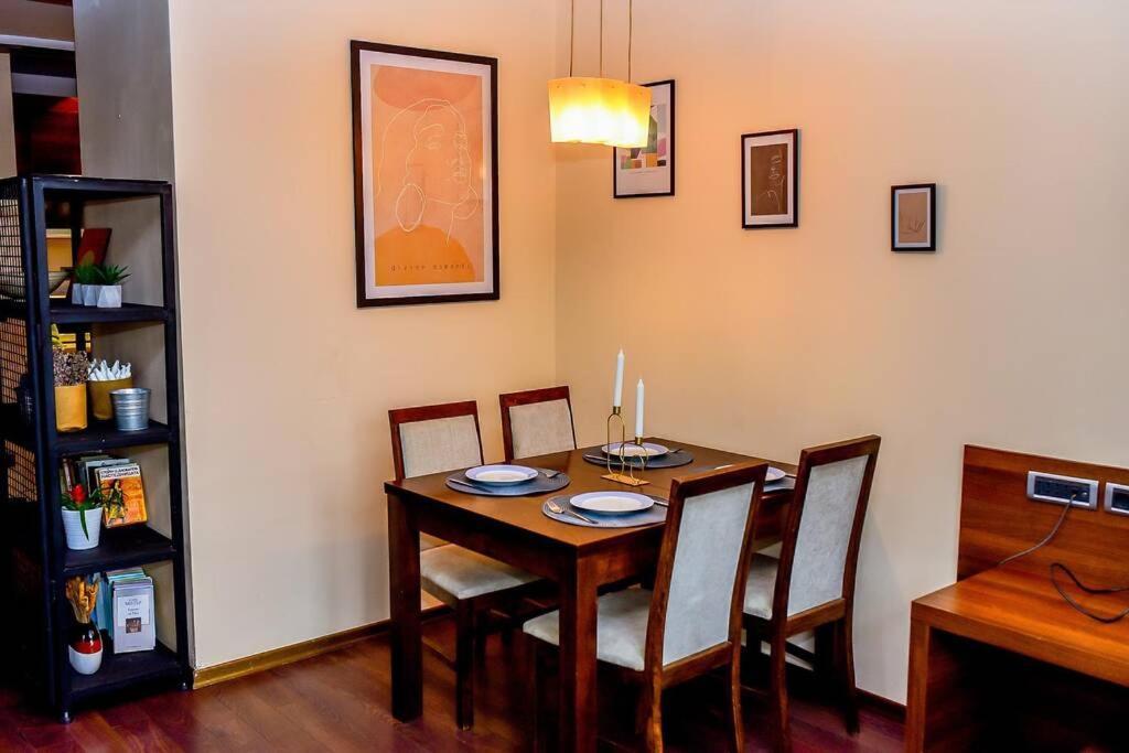 Sea View Apartment Next To Sea Garden And Beach Varna Bagian luar foto